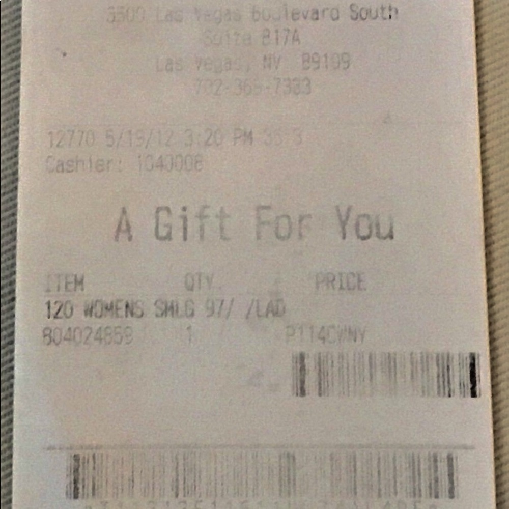 🎀SOLD🎀   BNIB Gucci Wallet.  HTF Collectable - Picture 8 of 8